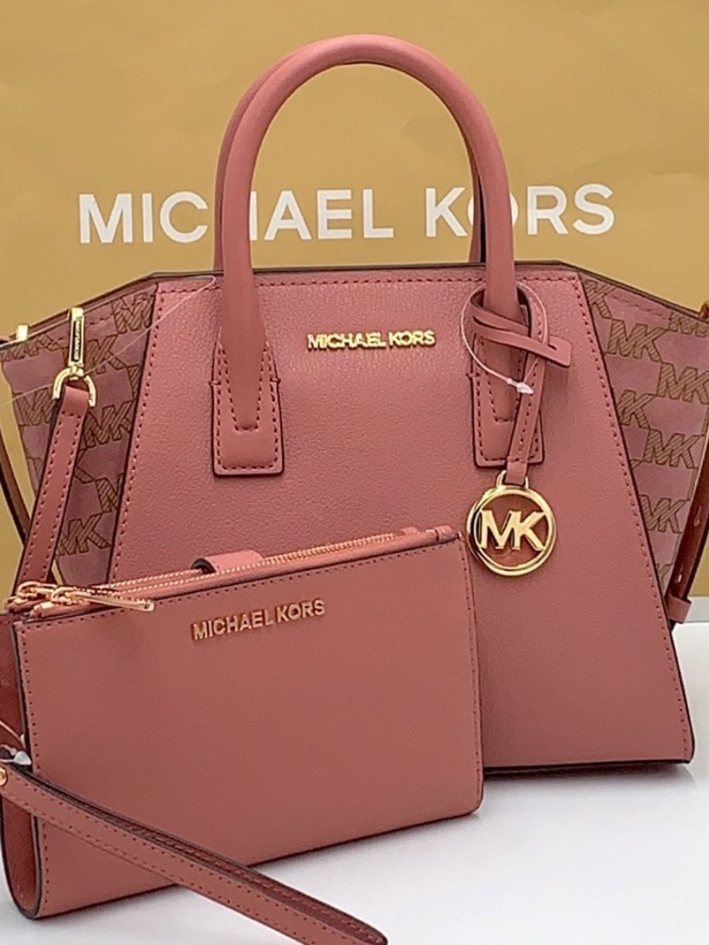 NWT Michael Kors Rose Pink Satchel with Matching Wristlet